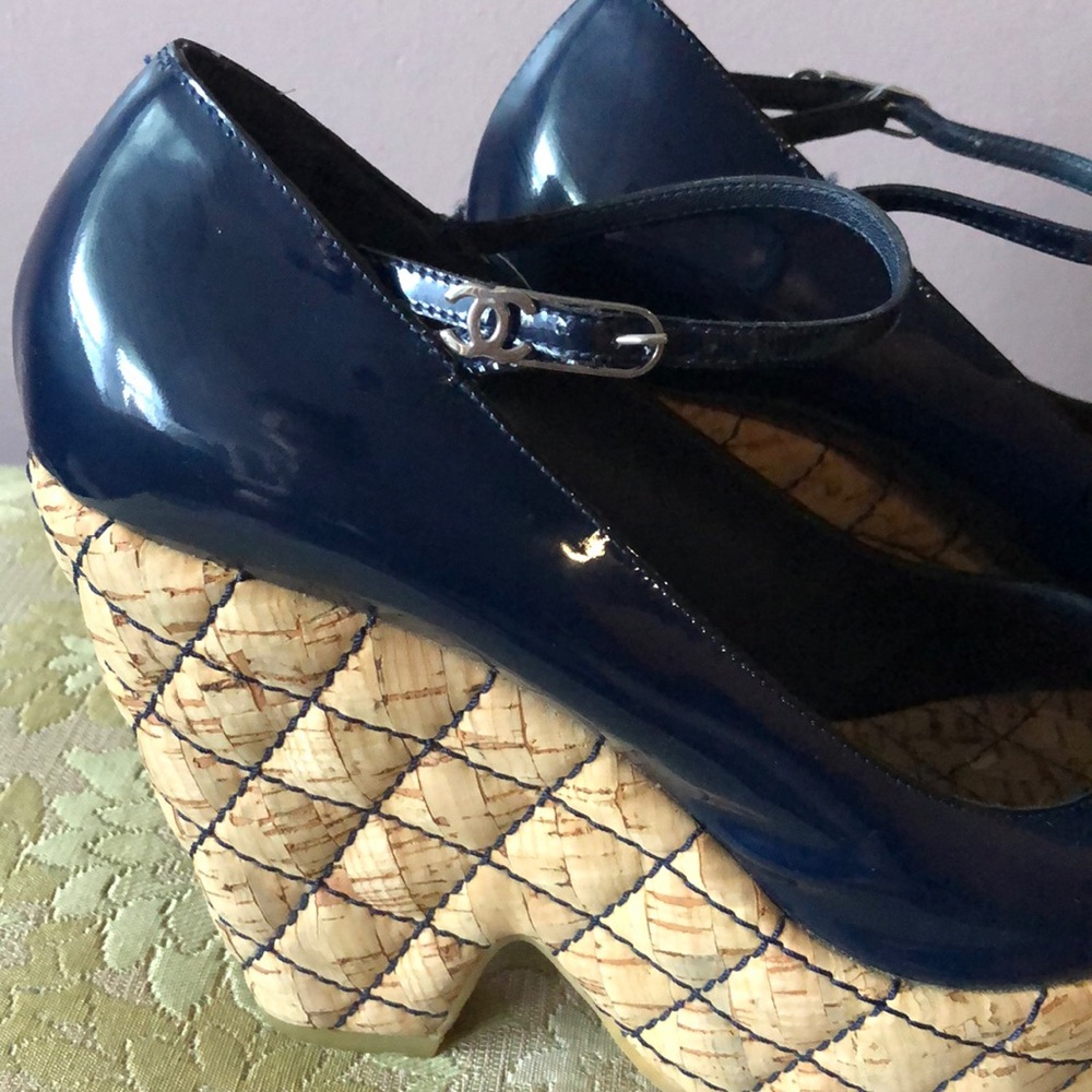 CHANEL WEDGES - Picture 2 of 6